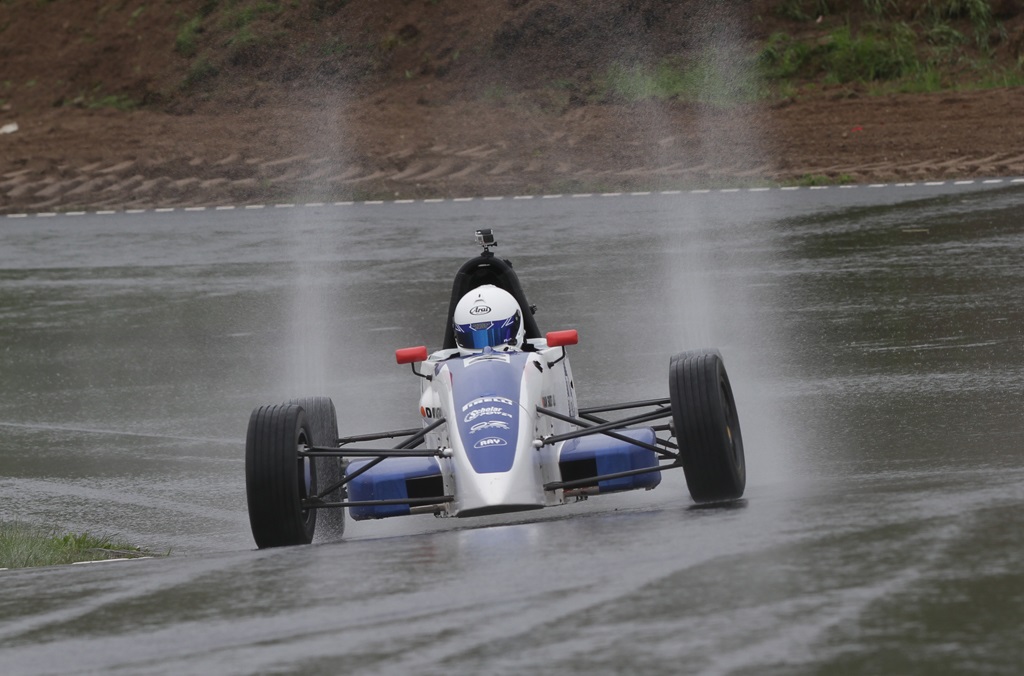 Det lykkedes ikke for Mathias Weinreich Smith at komme øverst på podiet i Løb 1
(Foto: Motorsporten.dk)